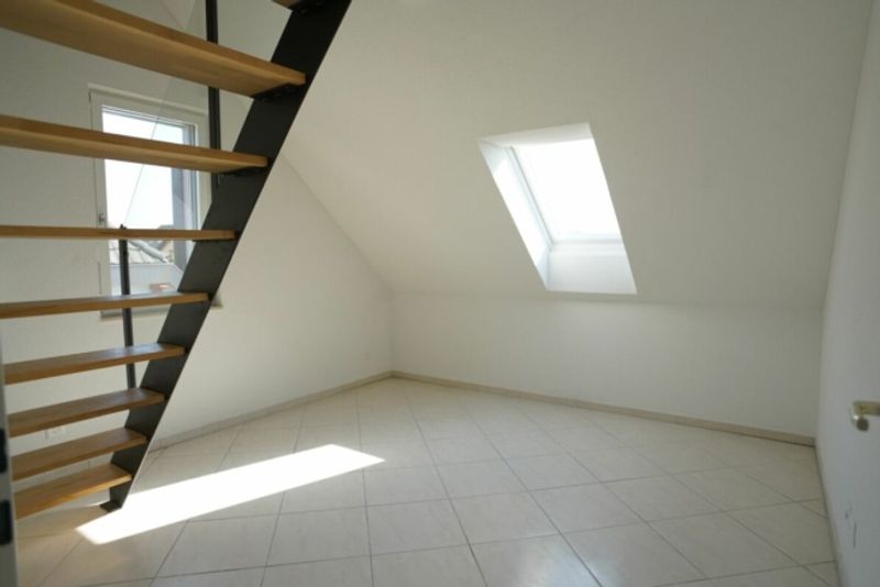 Moderne 3.5-Zimmerwohnung an sehr zentraler und schöner Lage - 1
