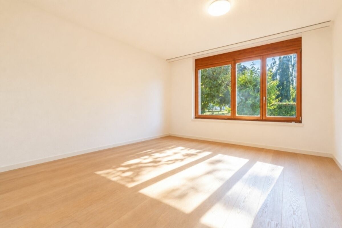 4.5-Zimmer-Gartenwohnung mit Weitsicht ins Grüne - 4