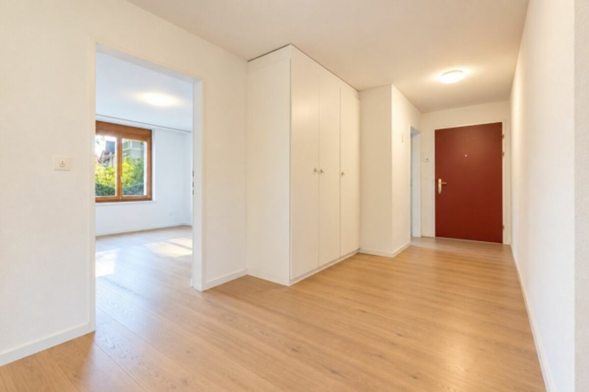 4.5-Zimmer-Gartenwohnung mit Weitsicht ins Grüne - 7