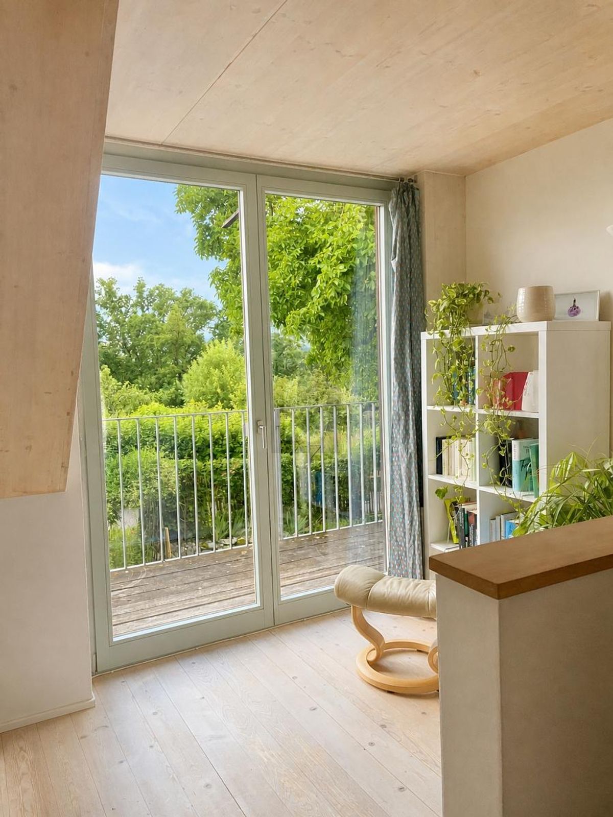 HOCHWERTIG MIT PERGOLA ZUM VERLIEBEN! - 4