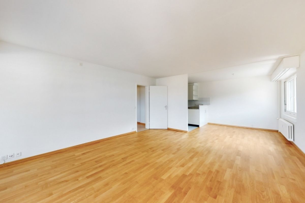 BEFRISTET bis 31.03.2027 - 4.5 Zimmer-Wohnung mit grossartiger Weitsicht - 2