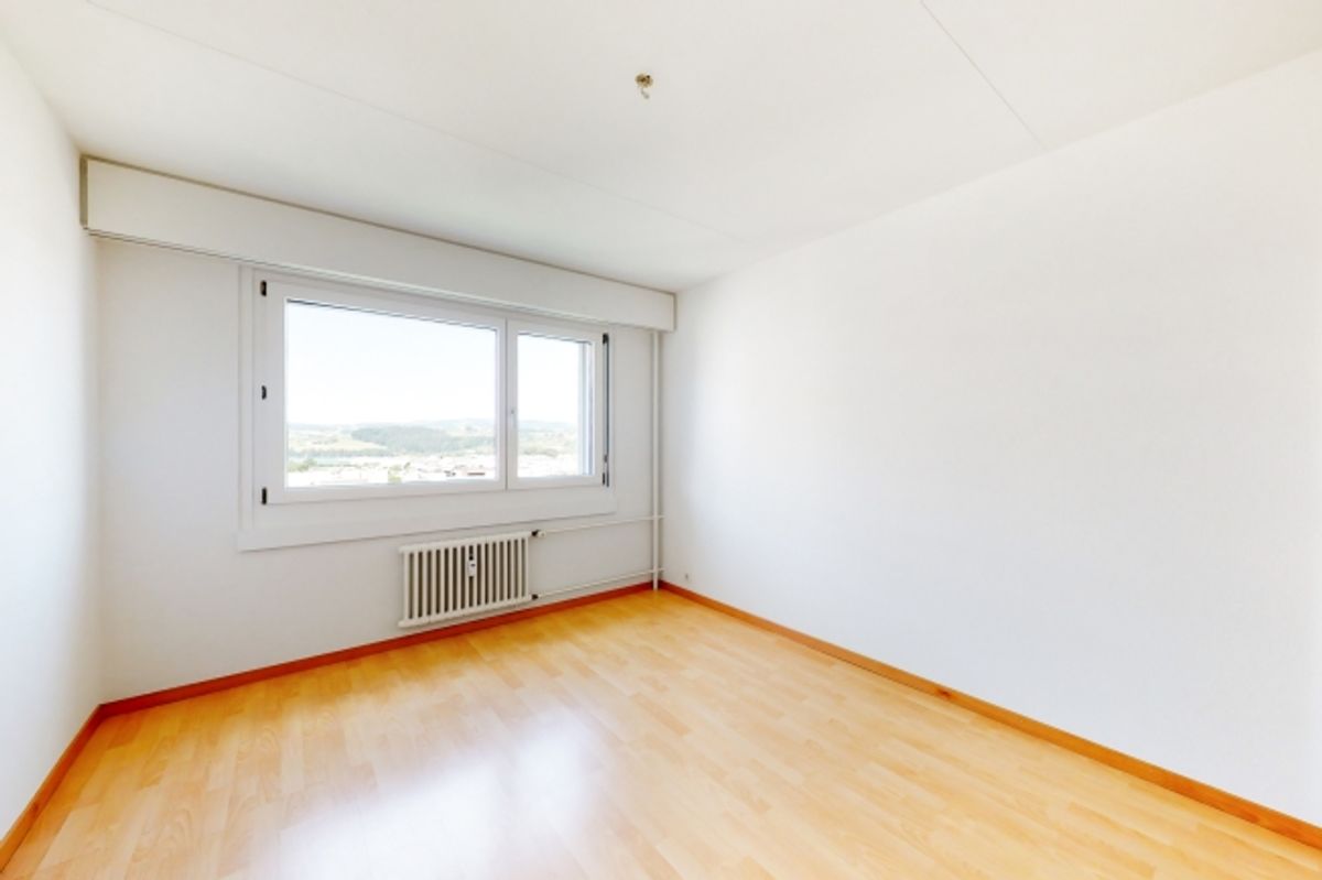 BEFRISTET bis 31.03.2027 - 4.5 Zimmer-Wohnung mit grossartiger Weitsicht - 7