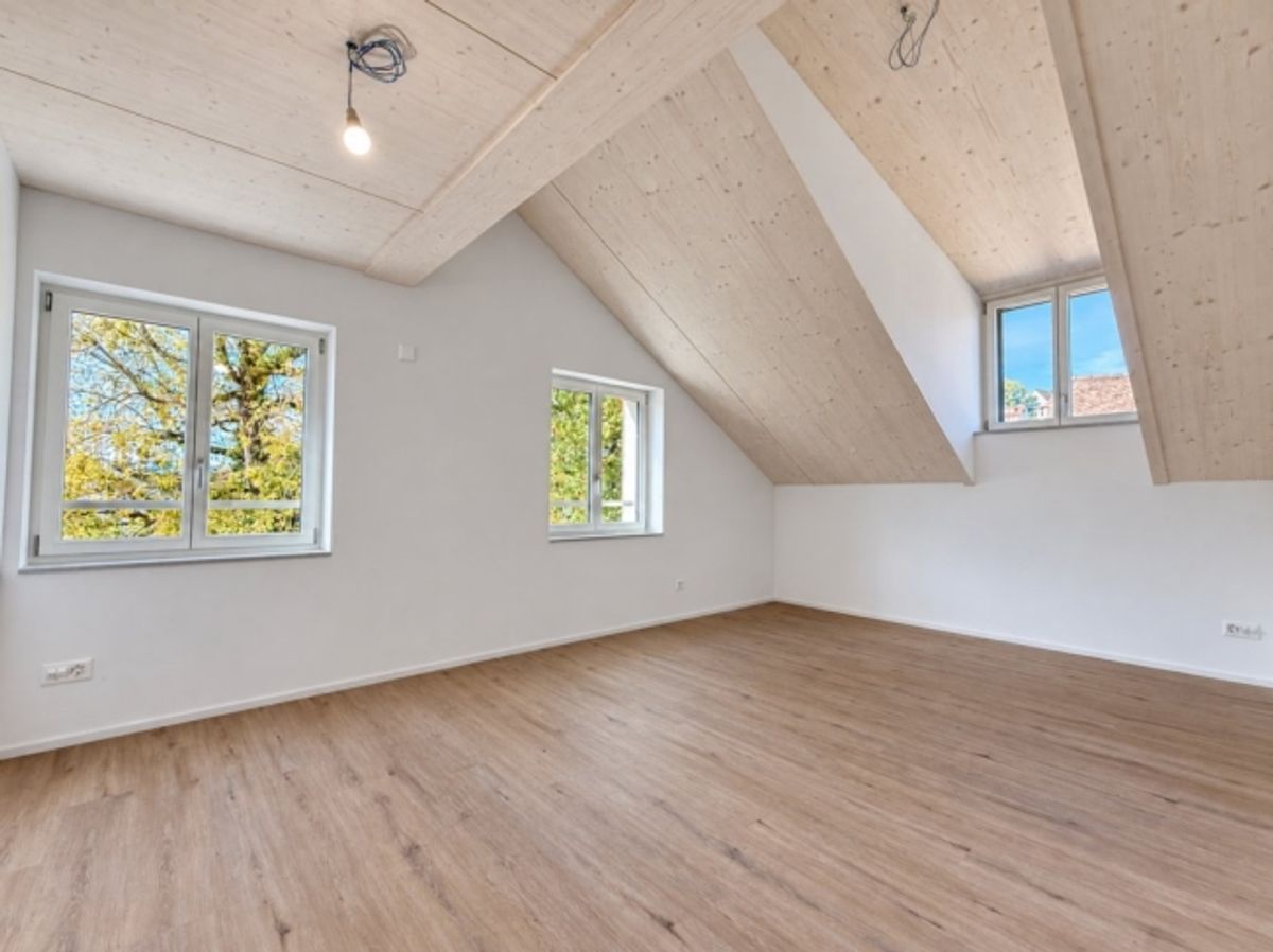 GROSSZÜGIGE MAISONETTE MIT DACHCHARME IM ERSTBEZUG - 2