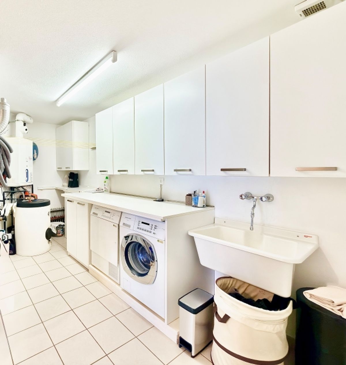 3787 Lugano EXKLUSIVE, GERÄUMIGE WOHNUNG MIT ÜBERDACHTER TERRASSE UND PRIVATEM GARTEN - 13