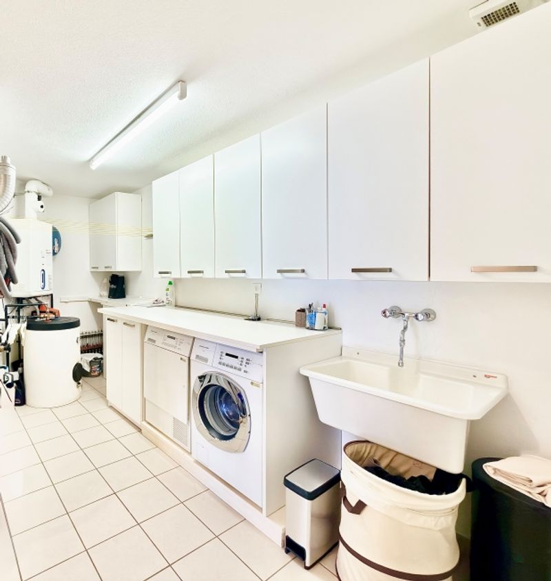 3787 Lugano EXKLUSIVE, GERÄUMIGE WOHNUNG MIT ÜBERDACHTER TERRASSE UND PRIVATEM GARTEN - 14