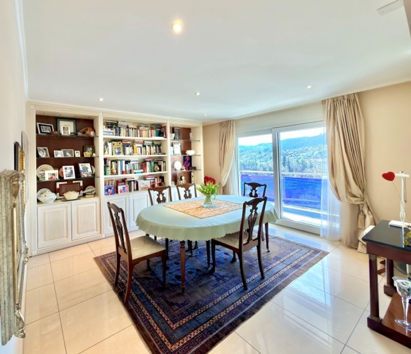 3787 Lugano EXKLUSIVE, GERÄUMIGE WOHNUNG MIT ÜBERDACHTER TERRASSE UND PRIVATEM GARTEN - 6
