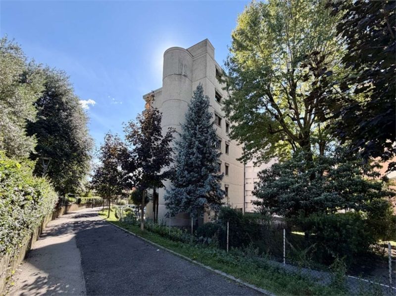 Grosszügige 4.5-Zimmerwohnung im 5. Stock mit grosser Terrasse und Weitblick - 6