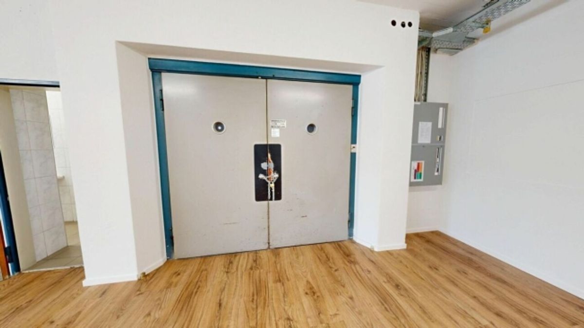 Zwei attraktive Mietobjekte für Büro, Atelier und Gewerbe - 13