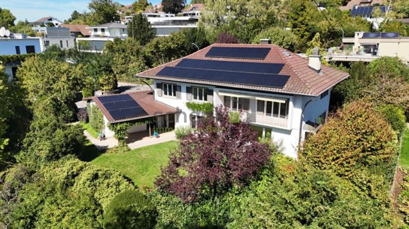 Grosszügiges Zuhause an ruhiger und sonniger Lage - 1