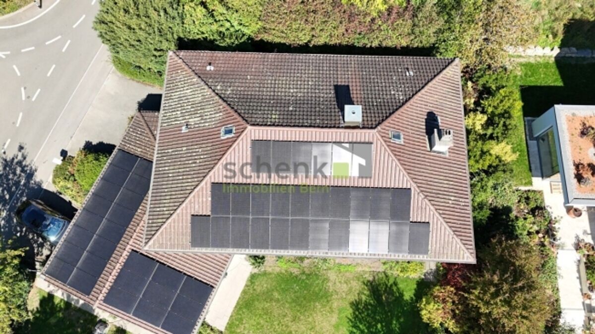 Grosszügiges Zuhause an ruhiger und sonniger Lage - 2