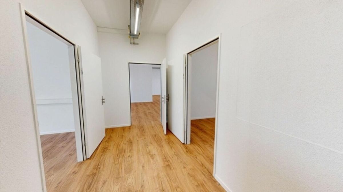 Grosszügige Gewerbeflächen mit vielseitigen Nutzungsmöglichkeiten in Basel - 1