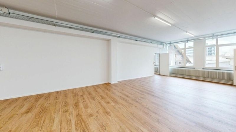 Grosszügige Gewerbeflächen mit vielseitigen Nutzungsmöglichkeiten in Basel - 4