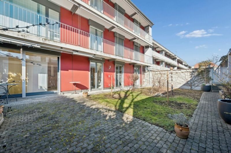 Attraktive 4.5-Zimmer-Erdgeschosswohnung mit viel Tageslicht - 9