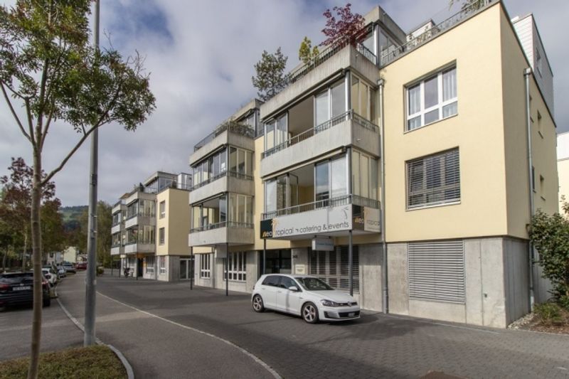 Moderner Gewerberaum in Münsingen gesucht - 1