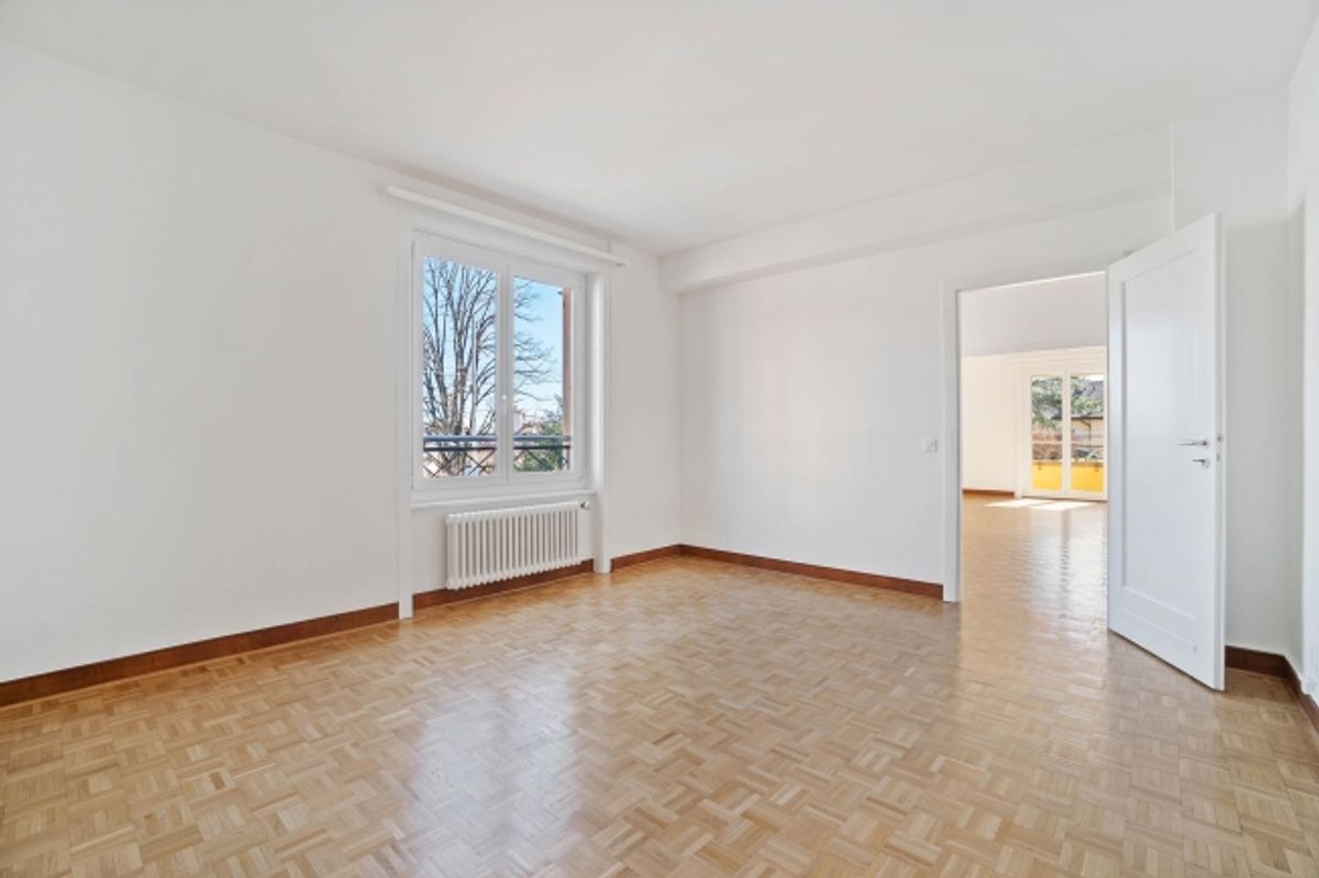 Logement idéalement situé avec jardin! - 2