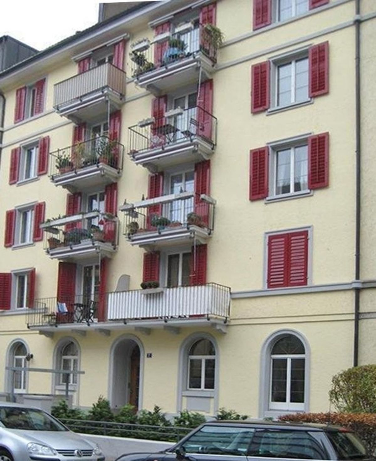Moderne Dachwohnung mit Galerie im Zürcher Seefeld - 0