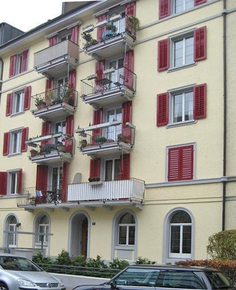 Moderne Dachwohnung mit Galerie im Zürcher Seefeld - 1