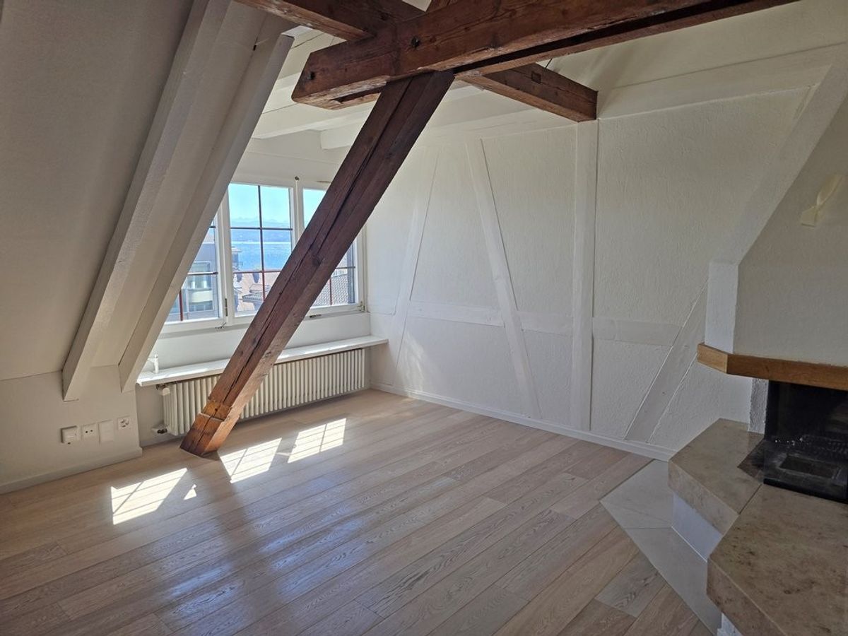 Moderne Dachwohnung mit Galerie im Zürcher Seefeld - 9