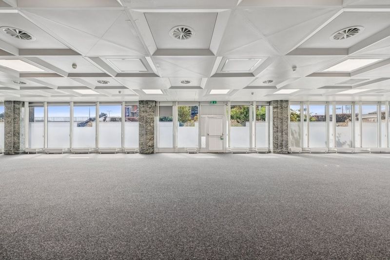 Surface commerciale de 450 m2 au coeur du World Trade Center II - 2
