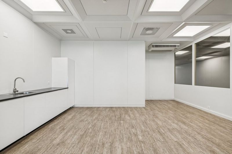 Surface commerciale de 450 m2 au coeur du World Trade Center II - 5
