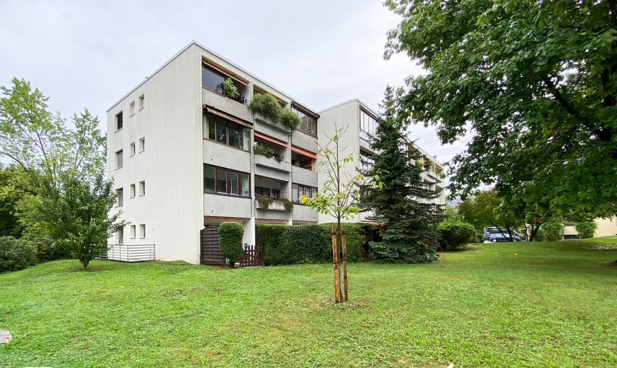 Grosszügiges Wohnen auf zwei Ebenen mit zwei Balkonen - 0