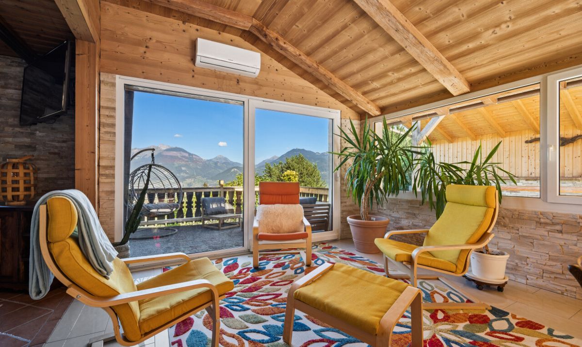 Chalet in à Collombey - 1