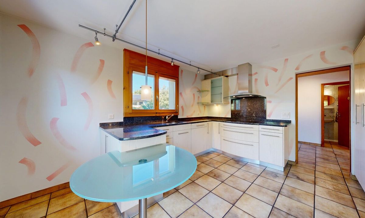 5.5-Zimmer-Einfamilienhaus mit grossem Grundstück in ruhiger Lage - 6