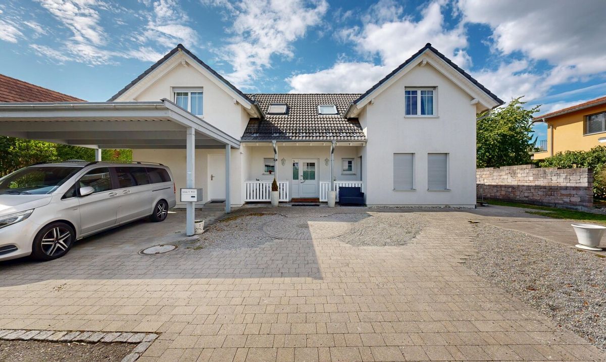 8.5 - Zimmer Einfamilienhaus mit viel Platz, Garten & ruhiger Wohnlage - 1