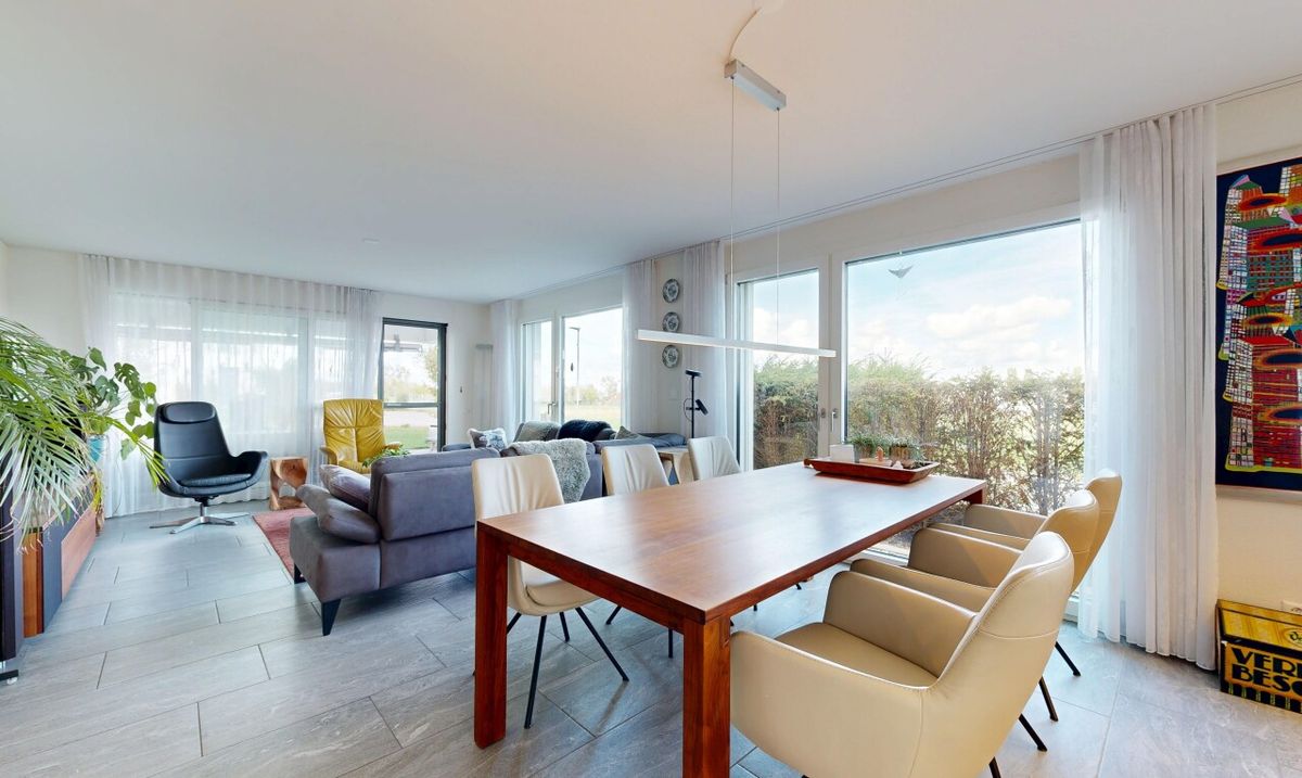 Exklusive 4.5-Zimmer-Gartenwohnung mit Seesicht und Top Ausstattung - 0
