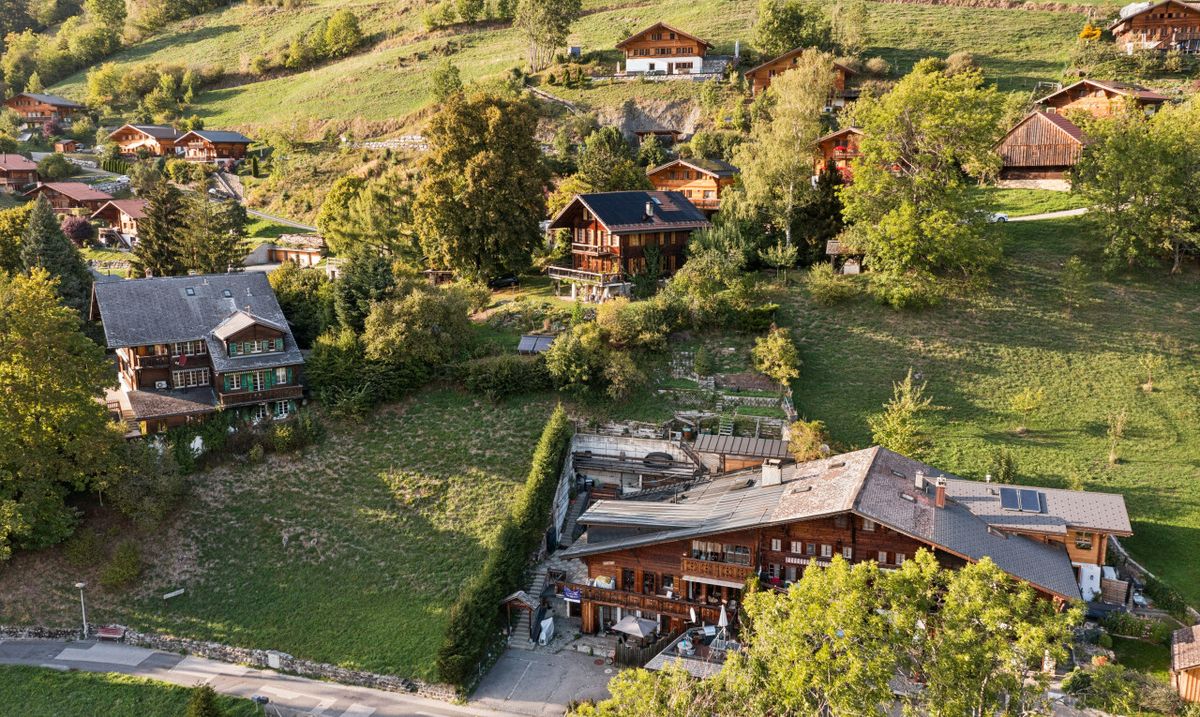 Immeuble locatif in à Rossinière - 0