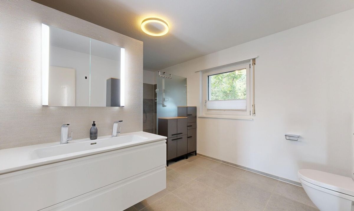 Attraktives freistehendes 6-Zimmer-Einfamilienhaus - 9