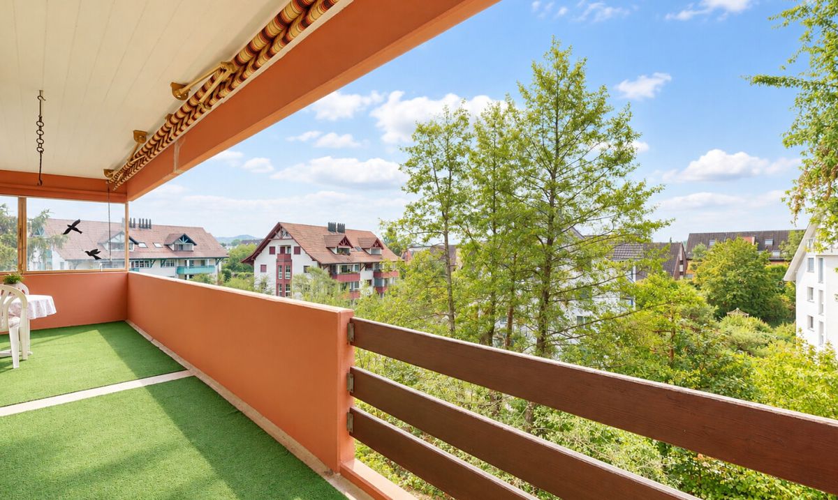 4.5-Zimmer-Wohnung mit Aussicht ins Grüne - 3