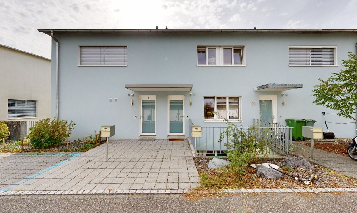 4.5-Zimmer-Reihenmittelhaus mit Garten, Terrasse & Weitsicht - 0