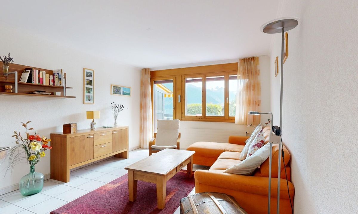 Wunderschöne 3.5-Zimmer-Gartenwohnung nahe Crans-Montana - 2