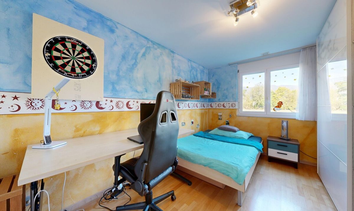 4.5-Zimmerwohnung mit Garten, Terrassen und viel Privatsphäre - 6