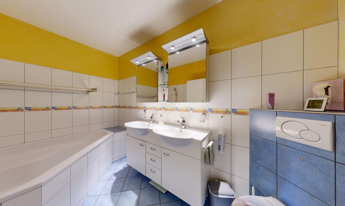 4.5-Zimmerwohnung mit Garten, Terrassen und viel Privatsphäre - 9