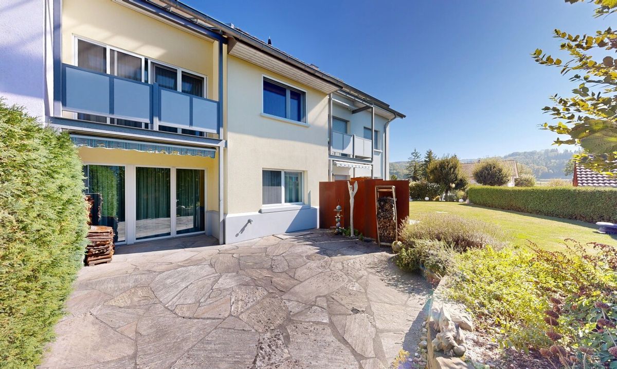 Gepflegtes 6,5-Zimmer-Reihenmittelhaus mit 2 Tiefgaragenplätzen - 3