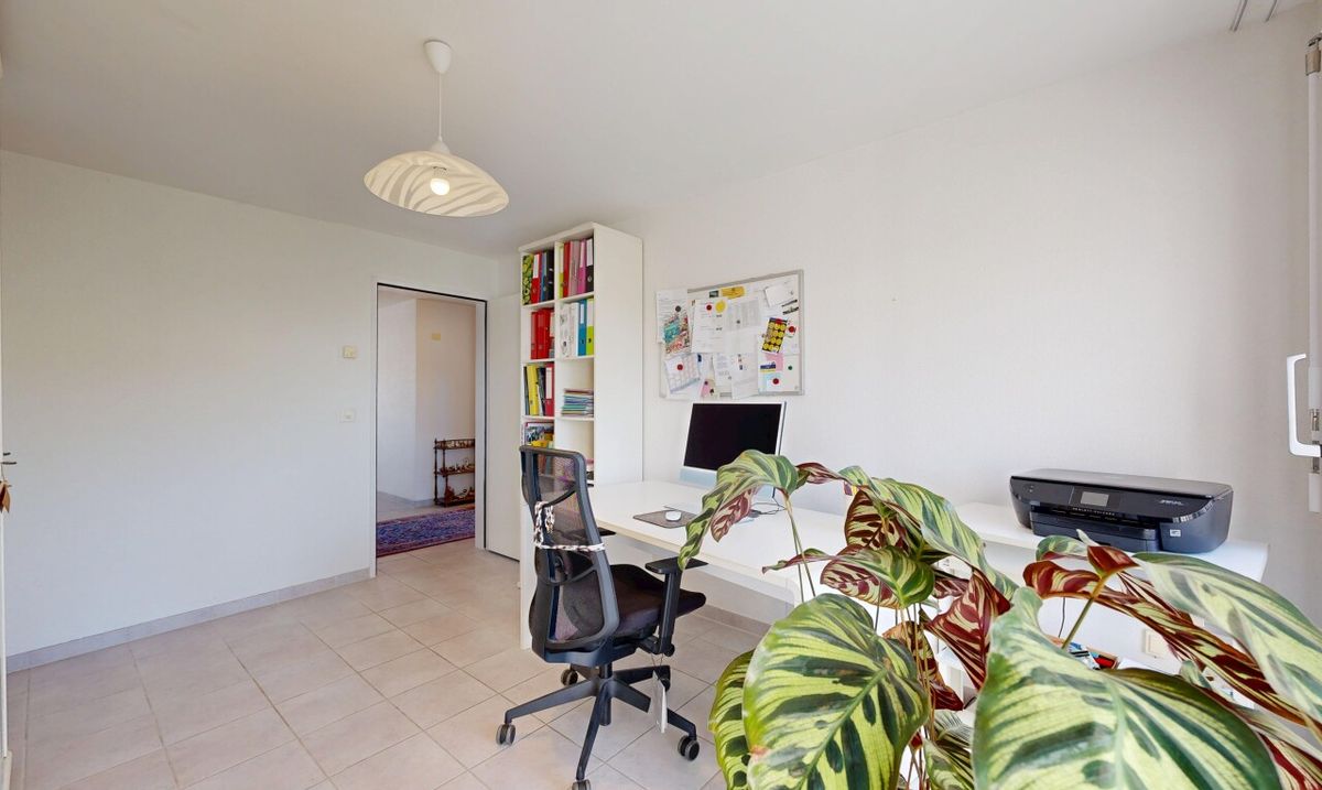 Gepflegtes 6,5-Zimmer-Reihenmittelhaus mit 2 Tiefgaragenplätzen - 4