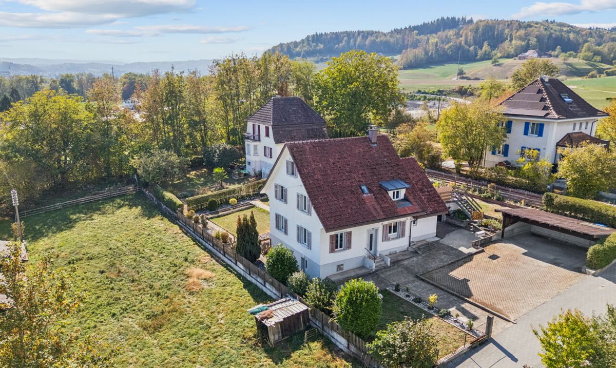 Wohnhaus mit viel Raum und Möglichkeiten - zus. Bauland optional - 2