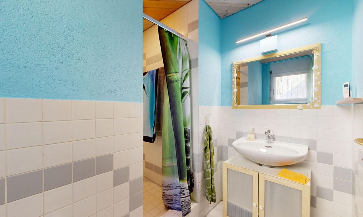 Sonniges 5.5-Zimmer-Doppeleinfamilienhaus im Grünen - 9