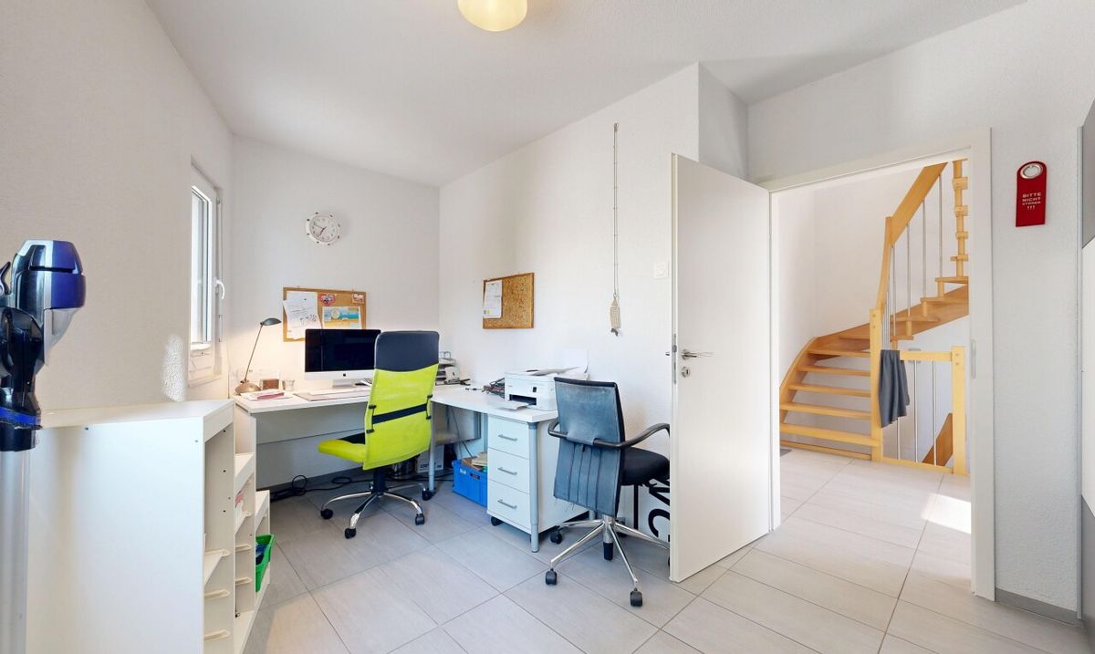 Private Oase: Exklusives 6.5-Zimmer-Einfamilienhaus mit Pool - 6