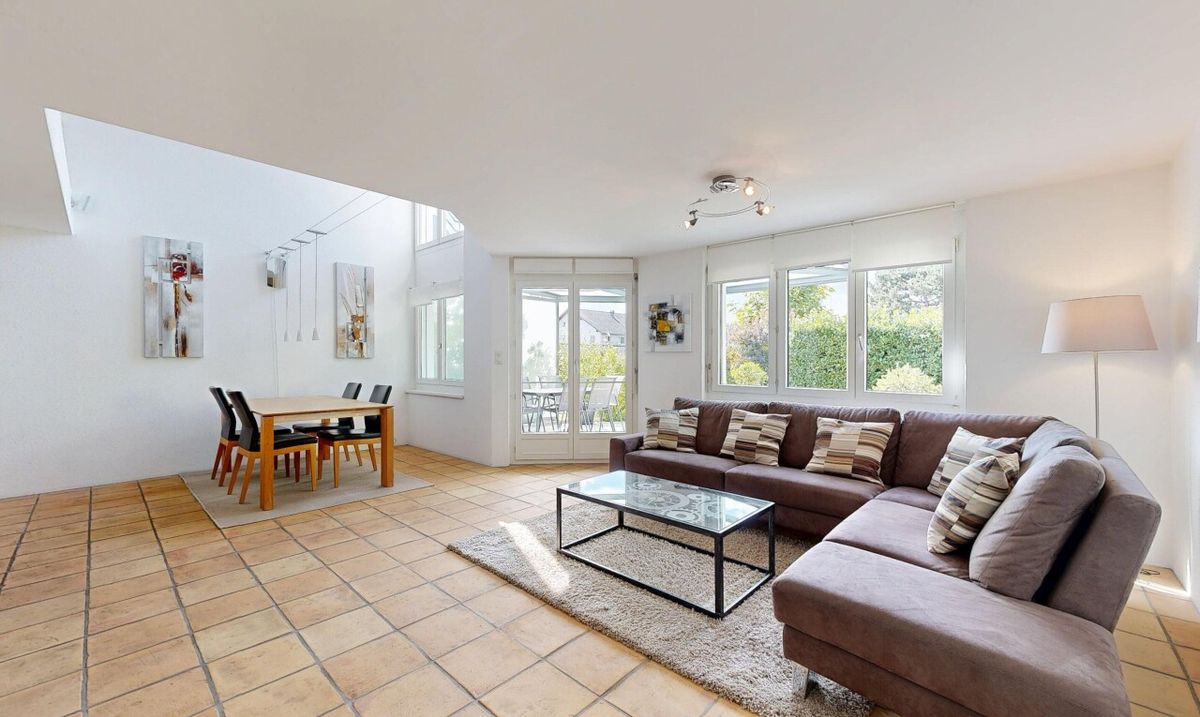 Aussergewöhnliches 5.5-Zimmer-Reihenhaus an Toplage - 4