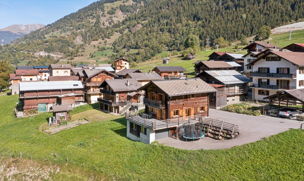 Chalet in à Lourtier - 2