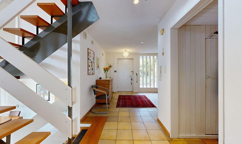 Wohntraum mit Ferienfeeling, Privatsphäre und fantastischer Aussicht - 2