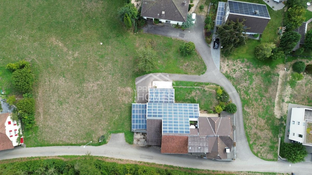 Grosses Bauland mit Entwicklungspotenzial & saniertem Mehrfamilienhaus - 4