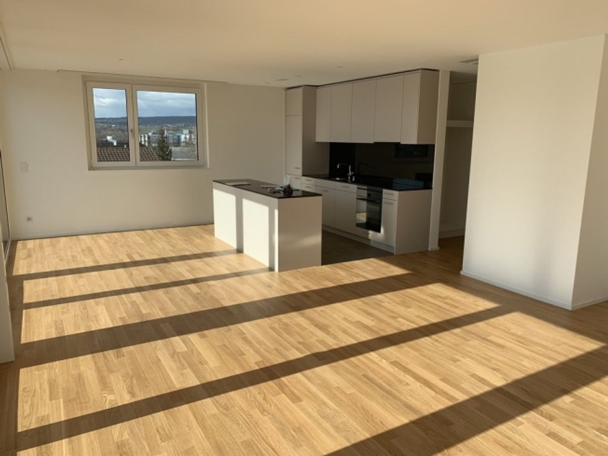 Ein glücklicher Wohnungsstart - 2