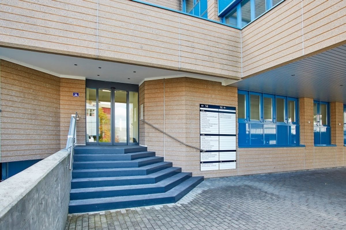Modernes Büro im 2. OG an zentraler Lage in Thalwil - 4