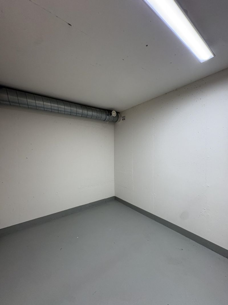 8m2 Kellerabteil Zürich - Hagenholzstrasse 59 - 8