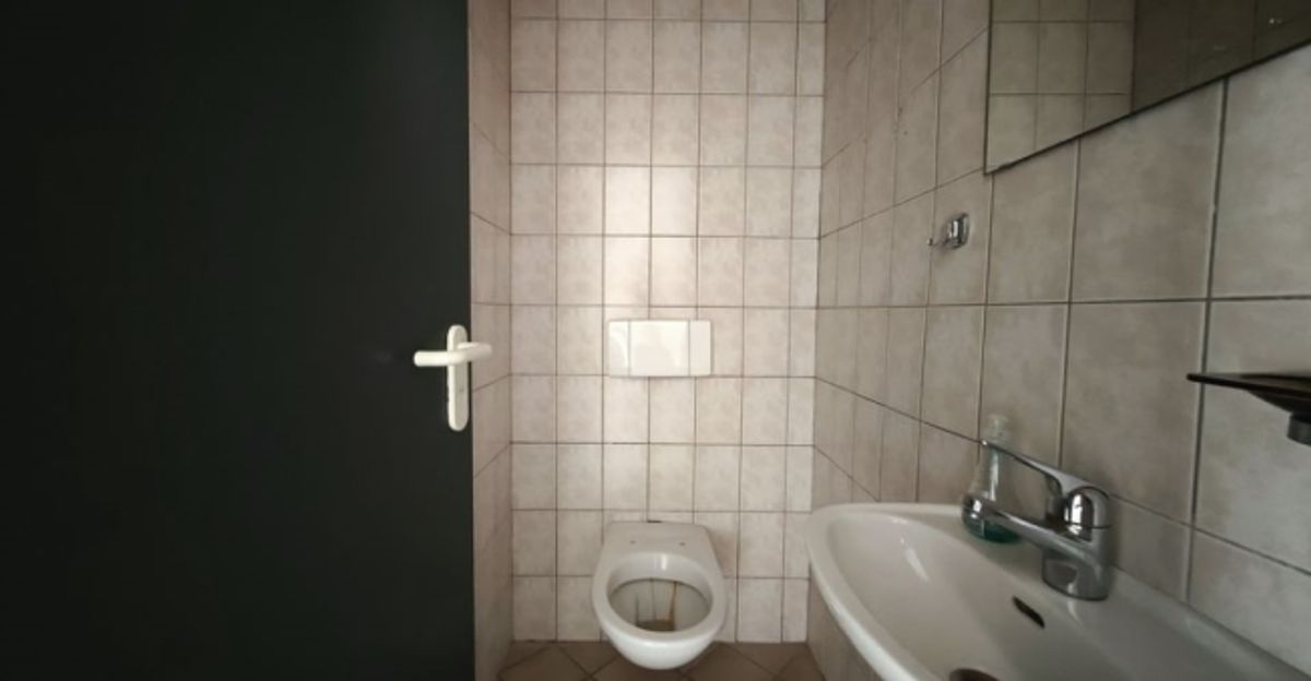 ECHALLENS - 209 m2 de surfaces polyvalentes au coeur du Gros-de-Vaud - 8