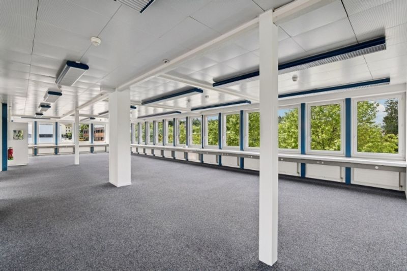Spannende Bürofläche mit 197m² - ideal in Kombination mit Lager oder Gewerbe - 1